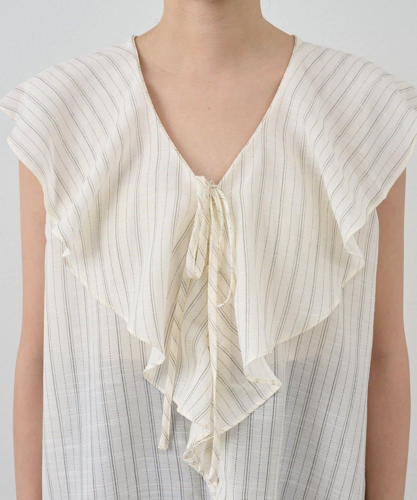 SHENERY 條紋荷葉領襯衫