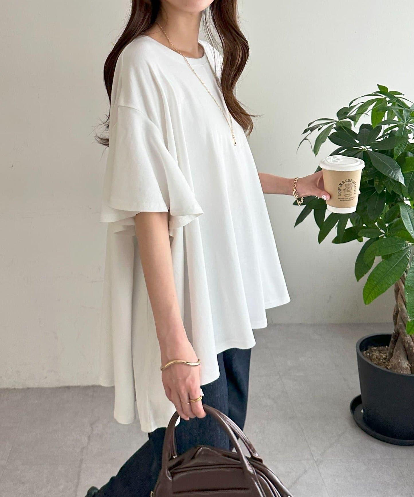 喇叭袖 前後不對稱 套頭上衣