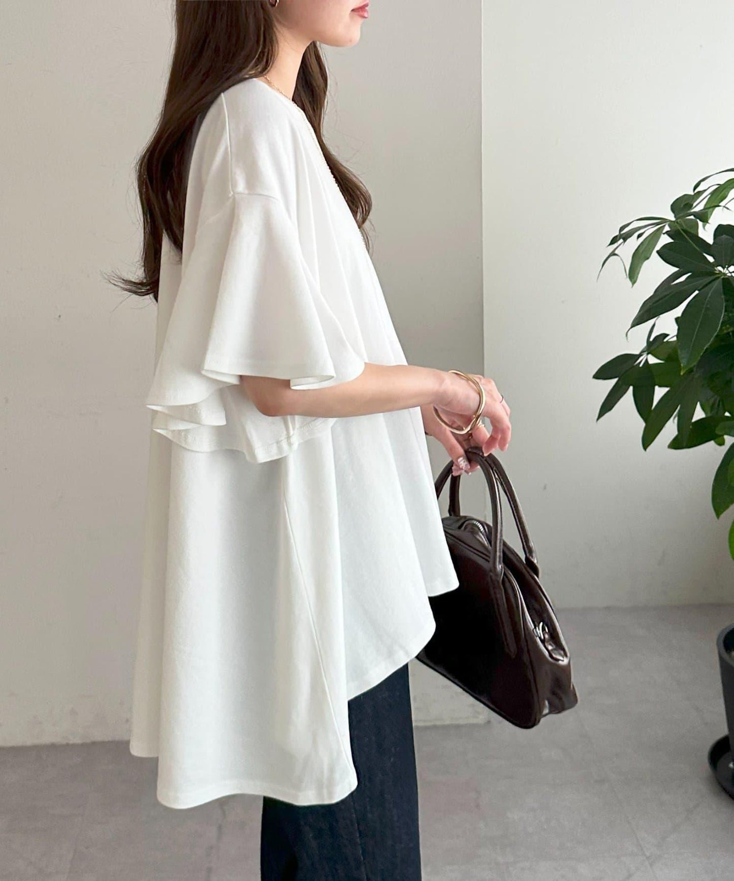 喇叭袖 前後不對稱 套頭上衣