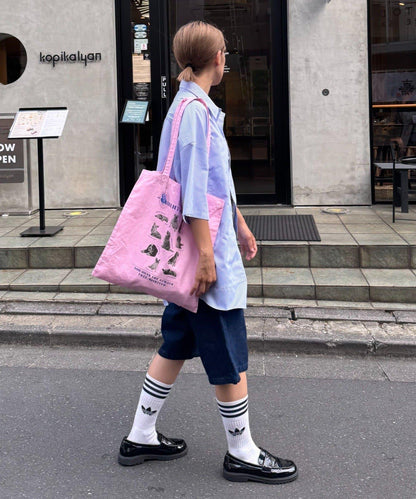 【SOUNDSGOOOOD】犬印花掛飾帶手提包