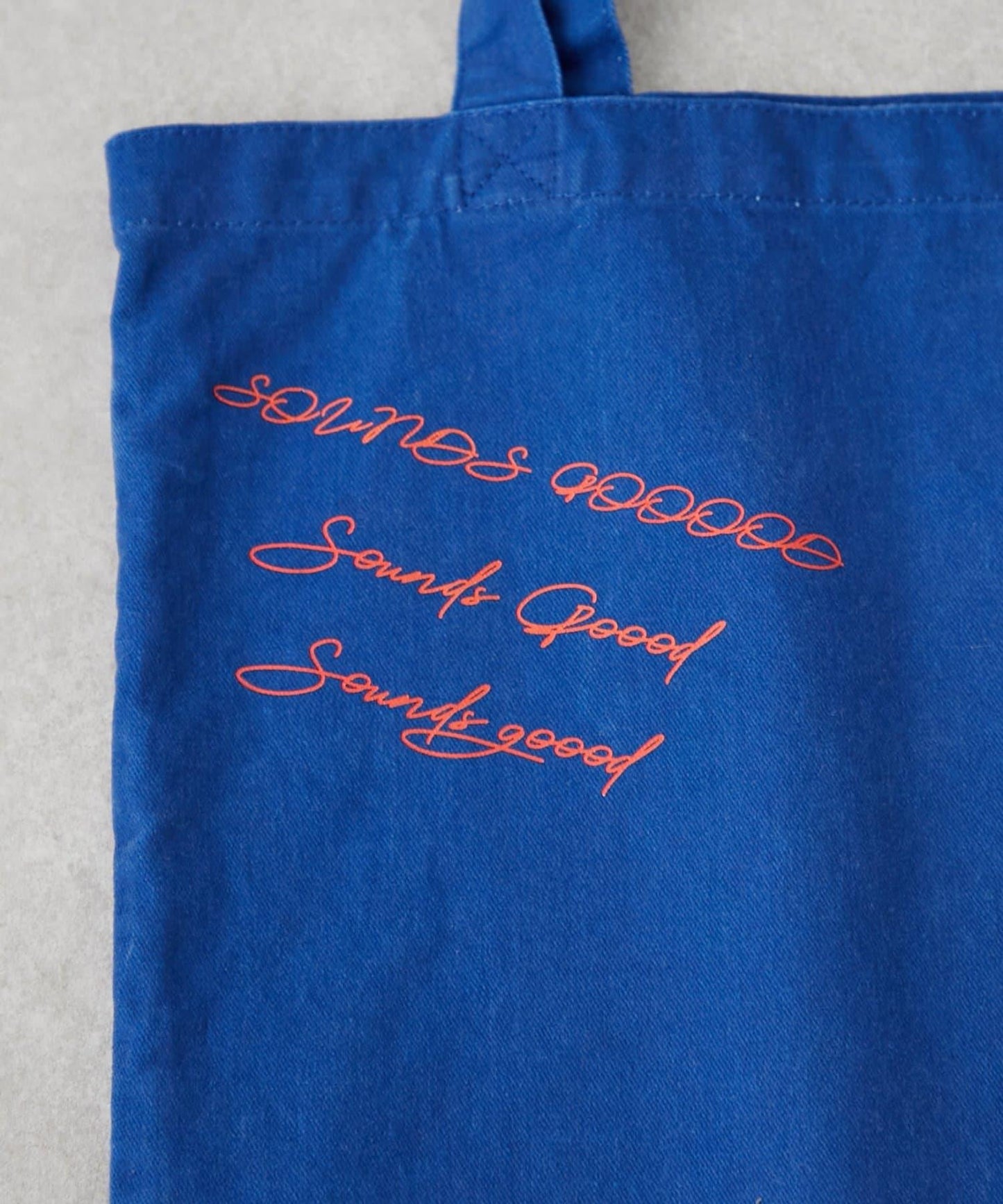 【SOUNDSGOOOOD】犬印花掛飾帶手提包