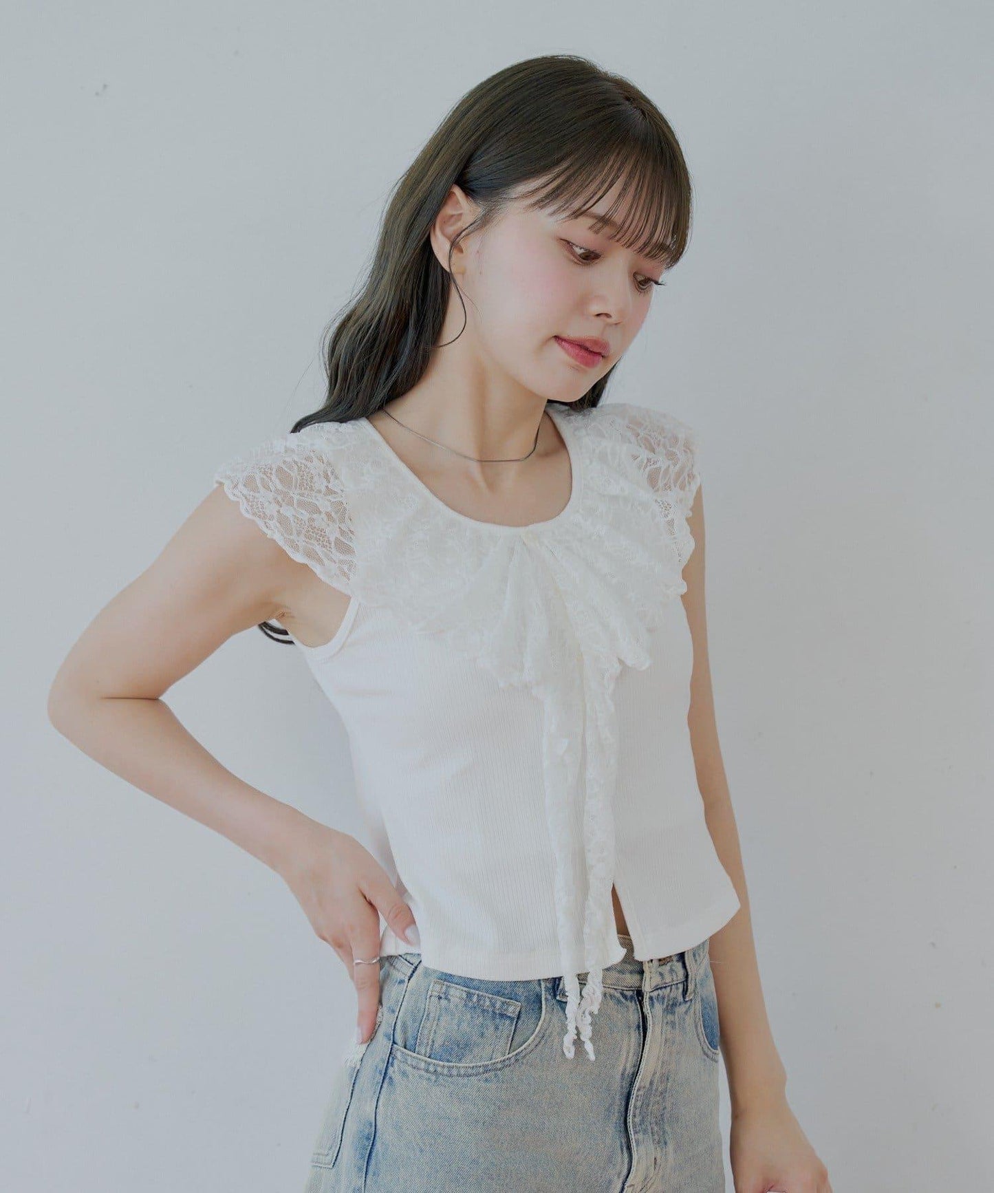 Chico 蕾絲設計 落肩無袖 羅紋T恤