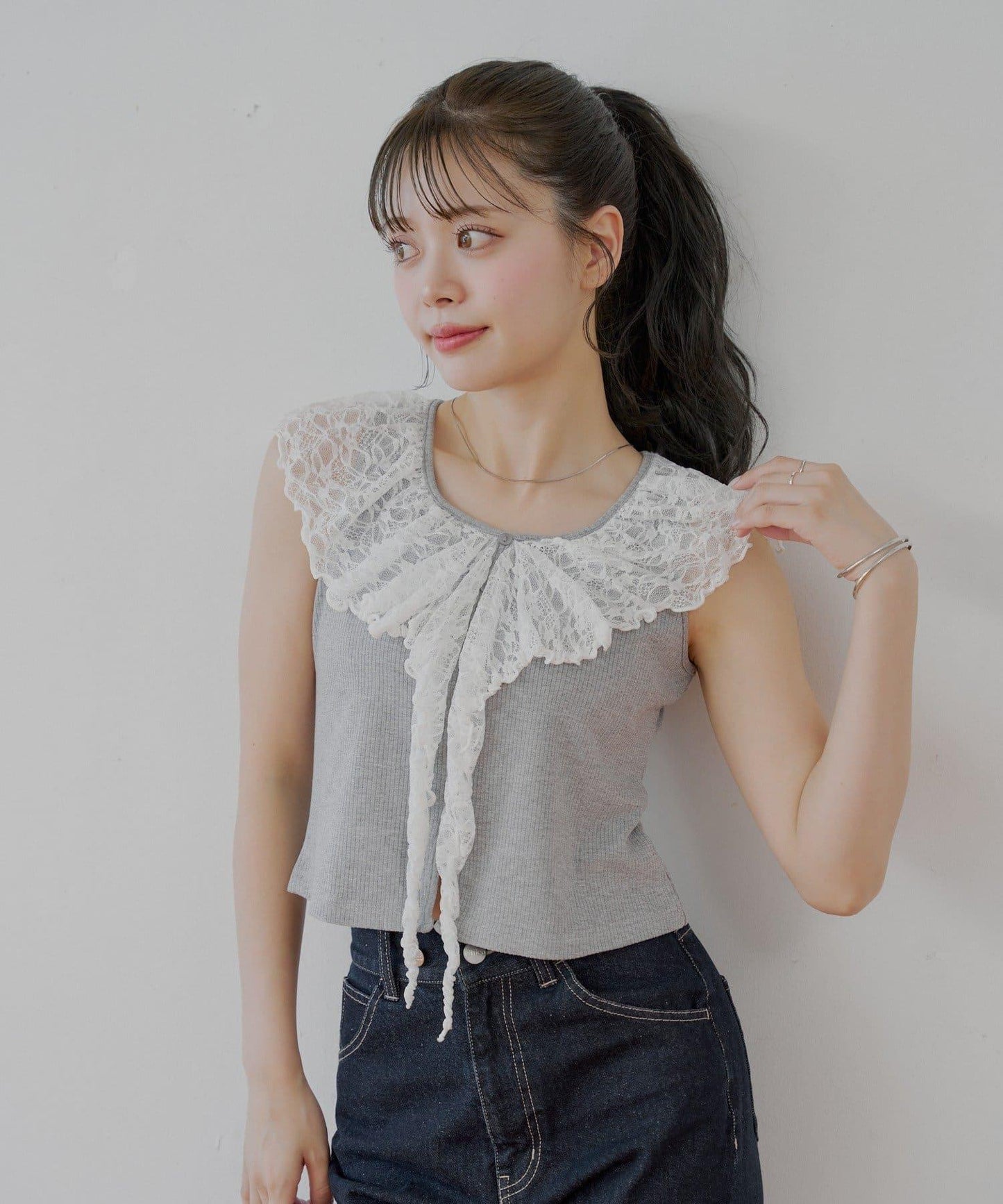 Chico 蕾絲設計 落肩無袖 羅紋T恤