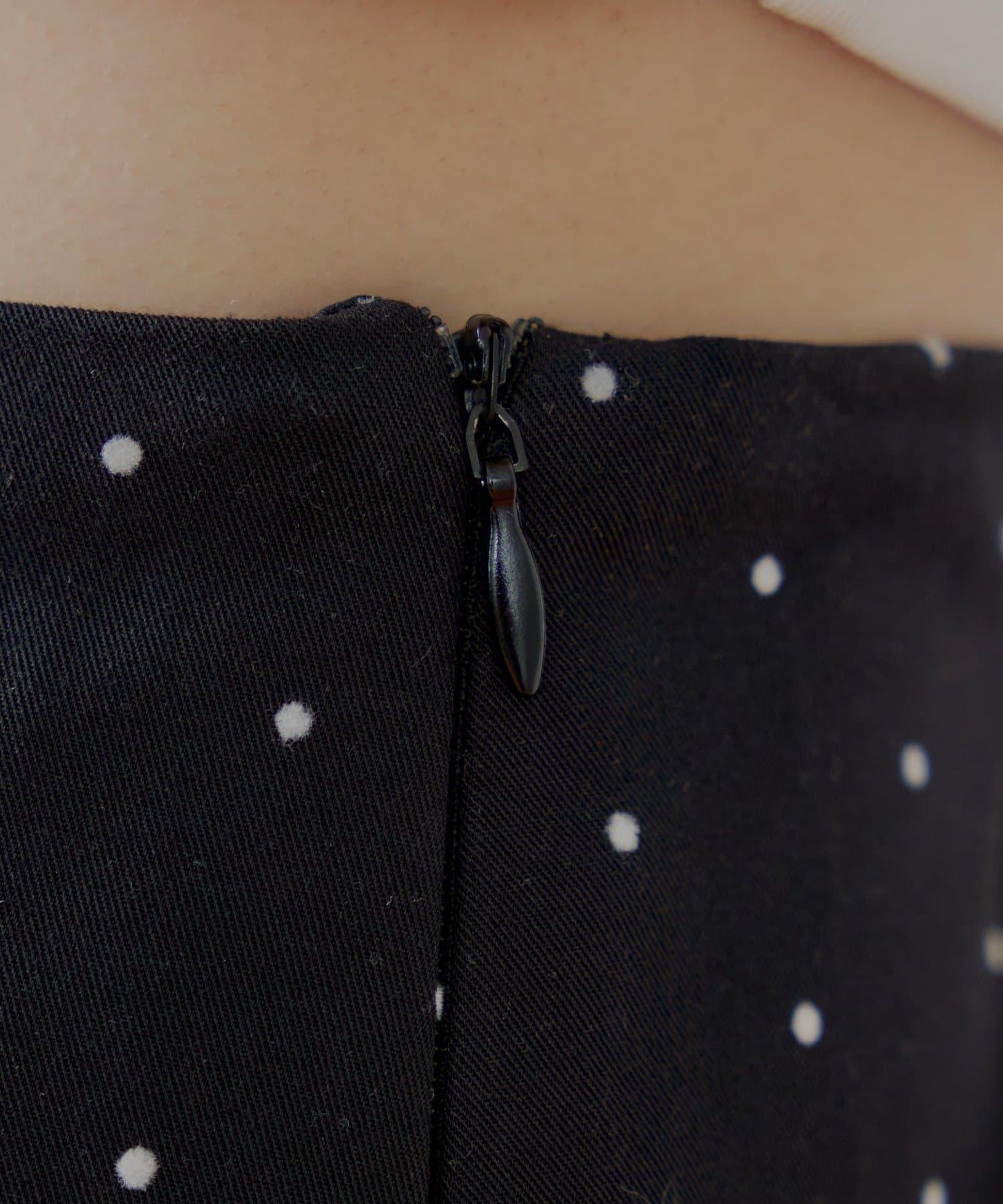 波點盒型迷你半身裙