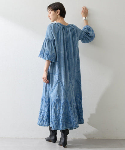 刺繡連衣裙