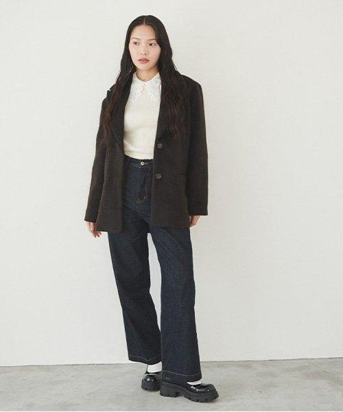 領口刺繡針織套頭衫