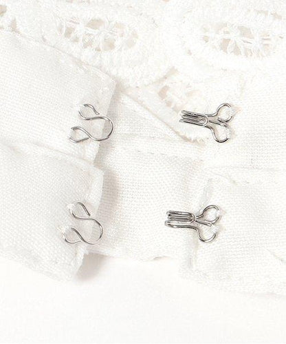 領口刺繡針織套頭衫