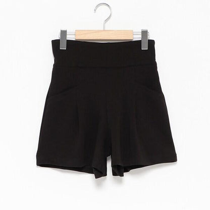 高腰剪裁短褲