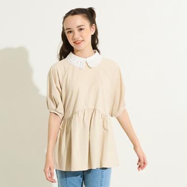 【AMI】【接觸涼感】刺繡翻領荷葉邊下襬針織套頭衫