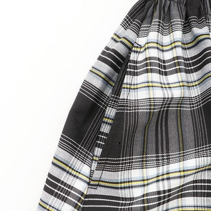 格紋拼接荷葉袖連衣裙