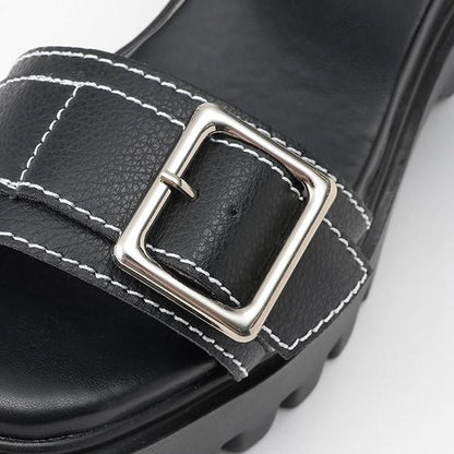 【LTXC】金屬扣帶人造皮涼鞋