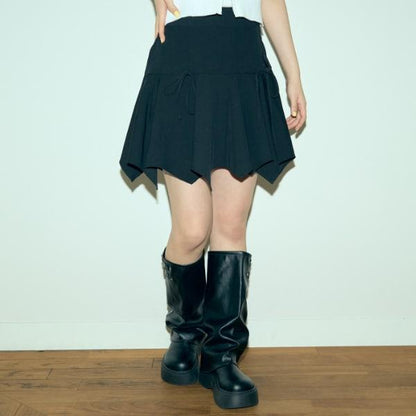 不對稱下襬半身裙