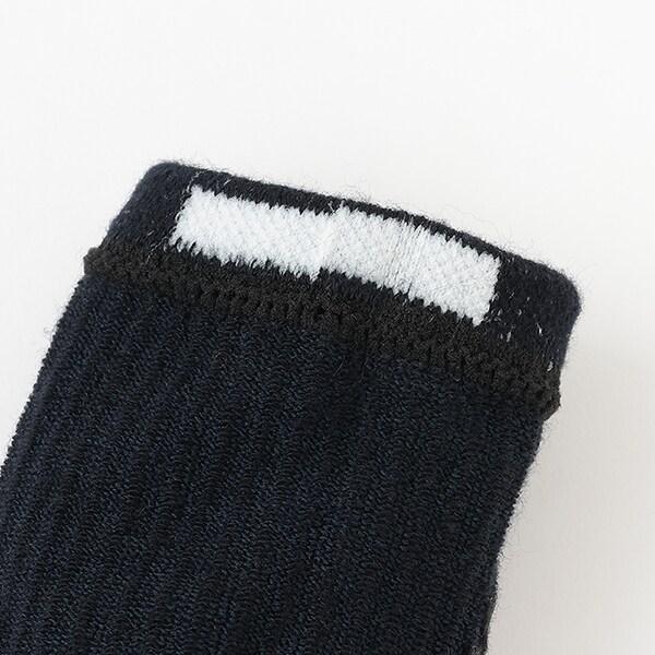 刺繡圓領襪