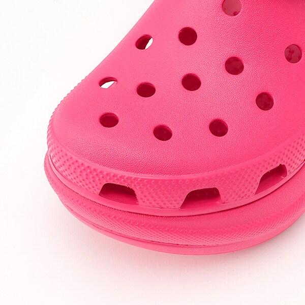 【crocs】厚底涼鞋