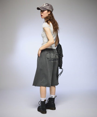 【OddStudio】ピグメントバックダメージロゴスウェットハーフパンツ