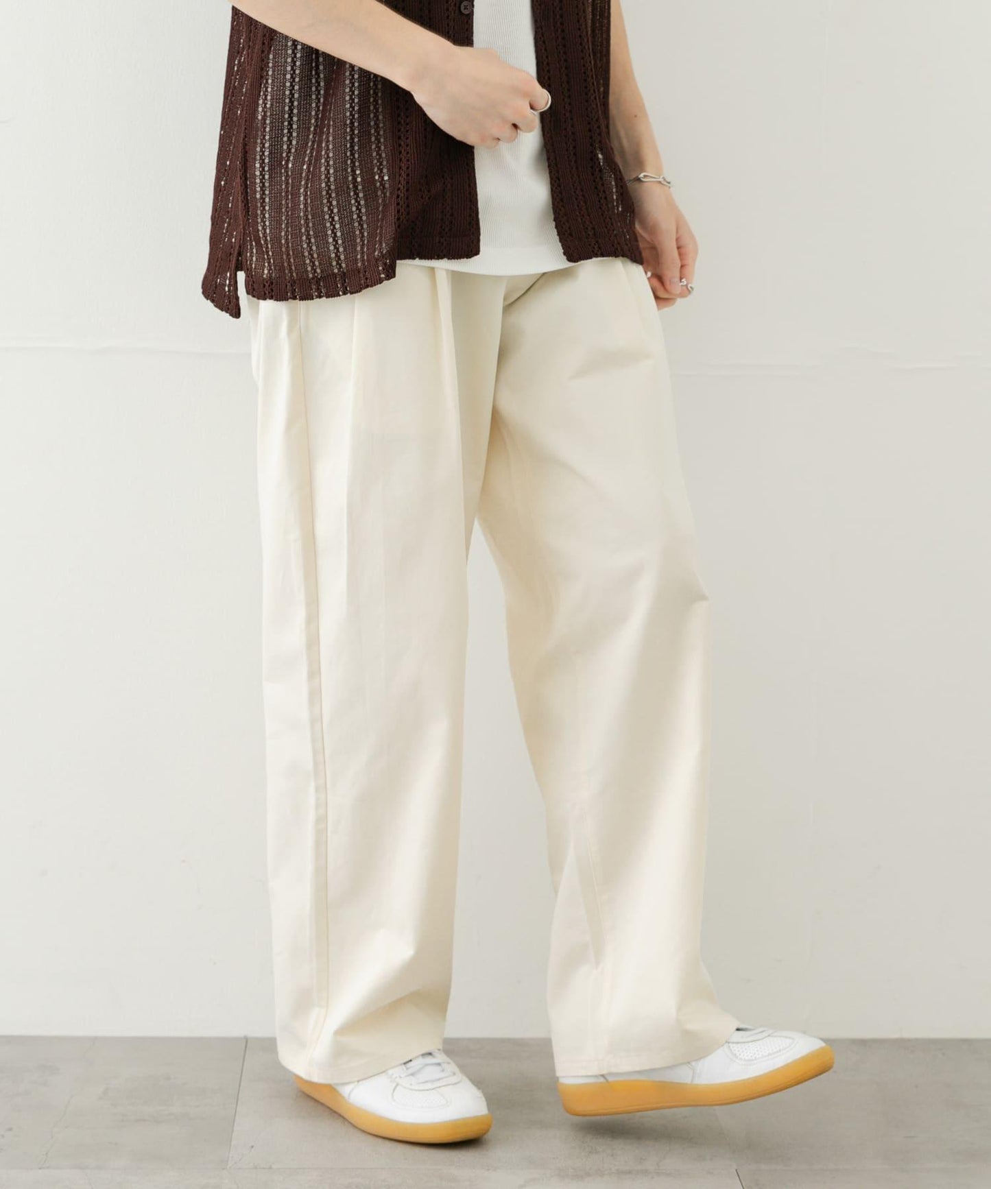 2褶寬鬆斜紋棉布長褲