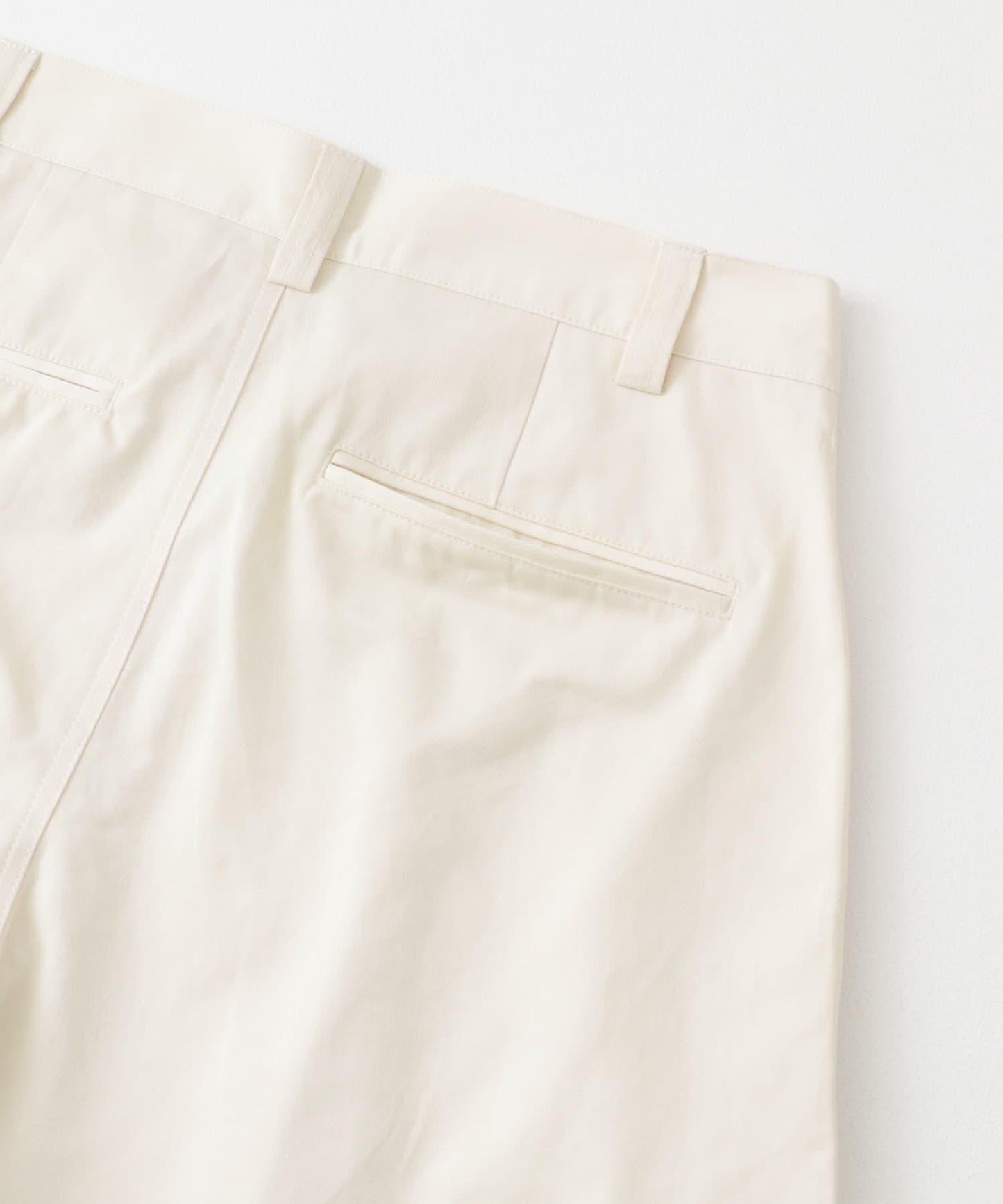 2褶寬鬆斜紋棉布長褲