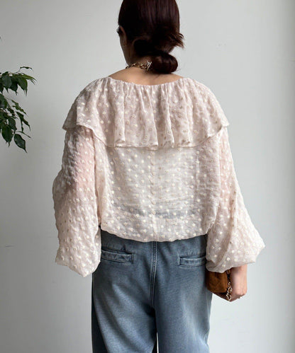 花朵刺繡荷葉邊襯衫