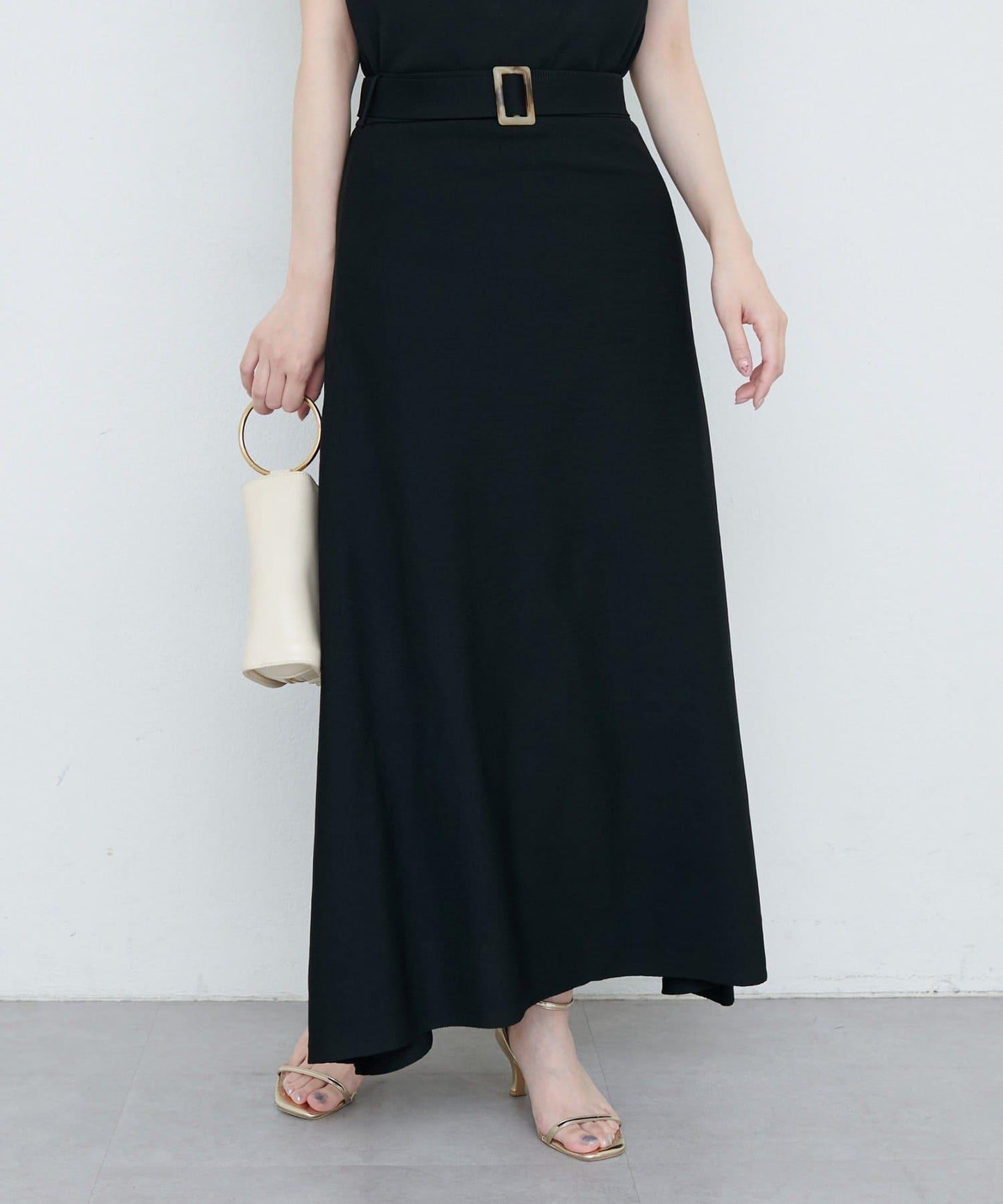 【自然風格】配套珍珠腰帶針織上衣