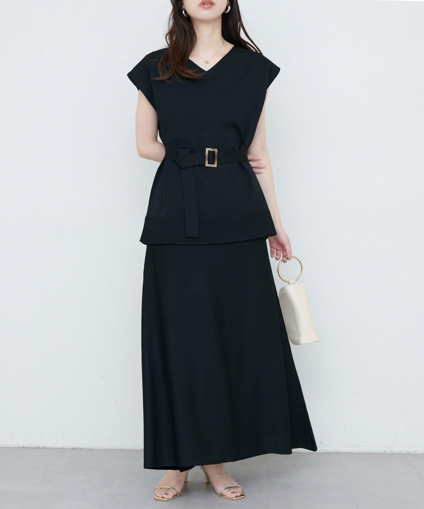 【自然風格】配套珍珠腰帶針織上衣