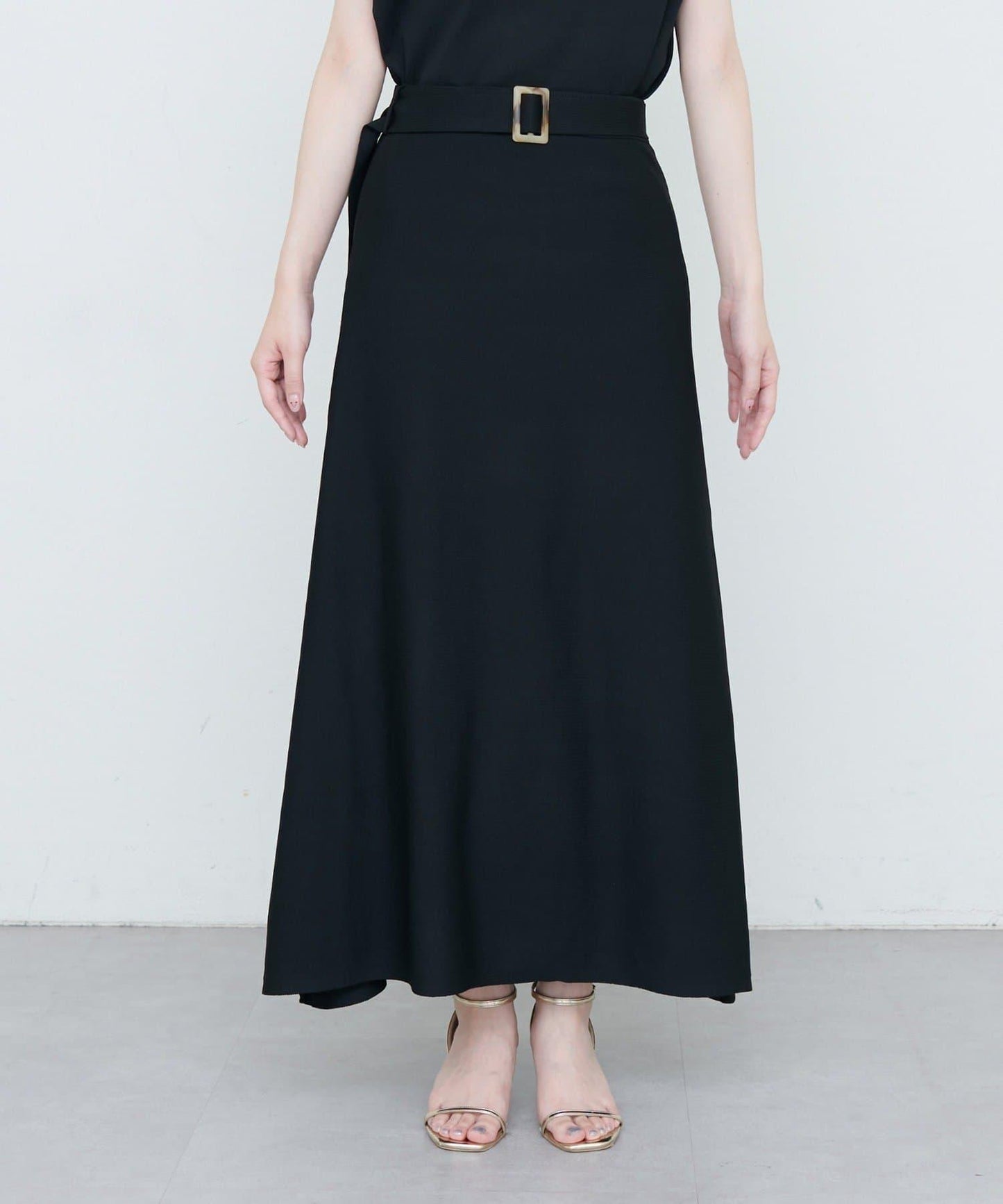 【自然風格】配套珍珠腰帶針織上衣