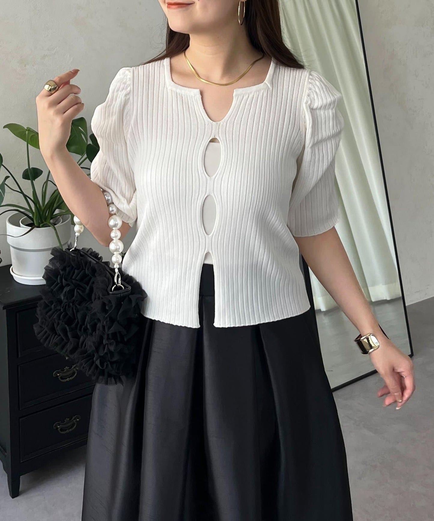 泡泡袖前開口條紋針織衫