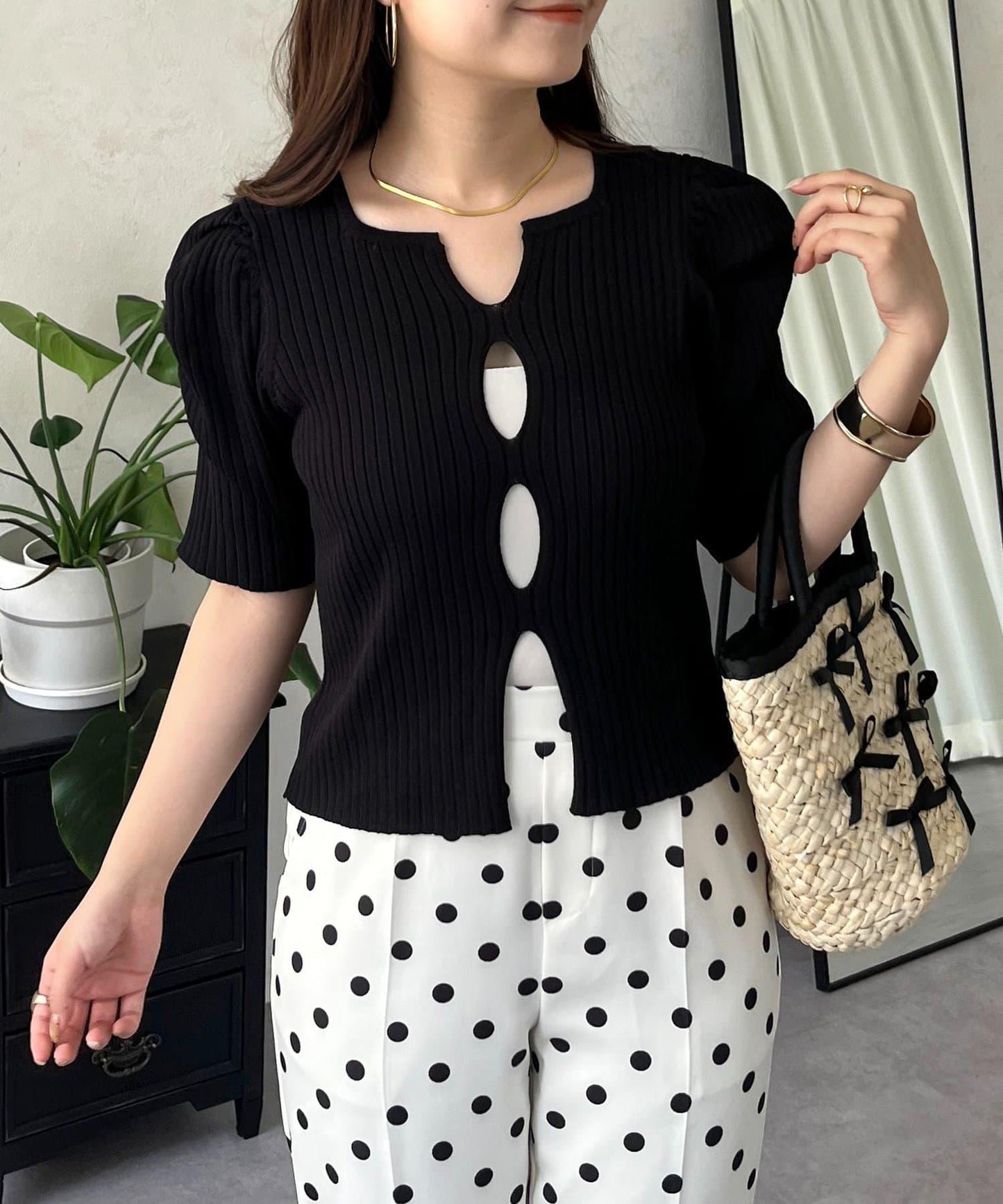 泡泡袖前開口條紋針織衫