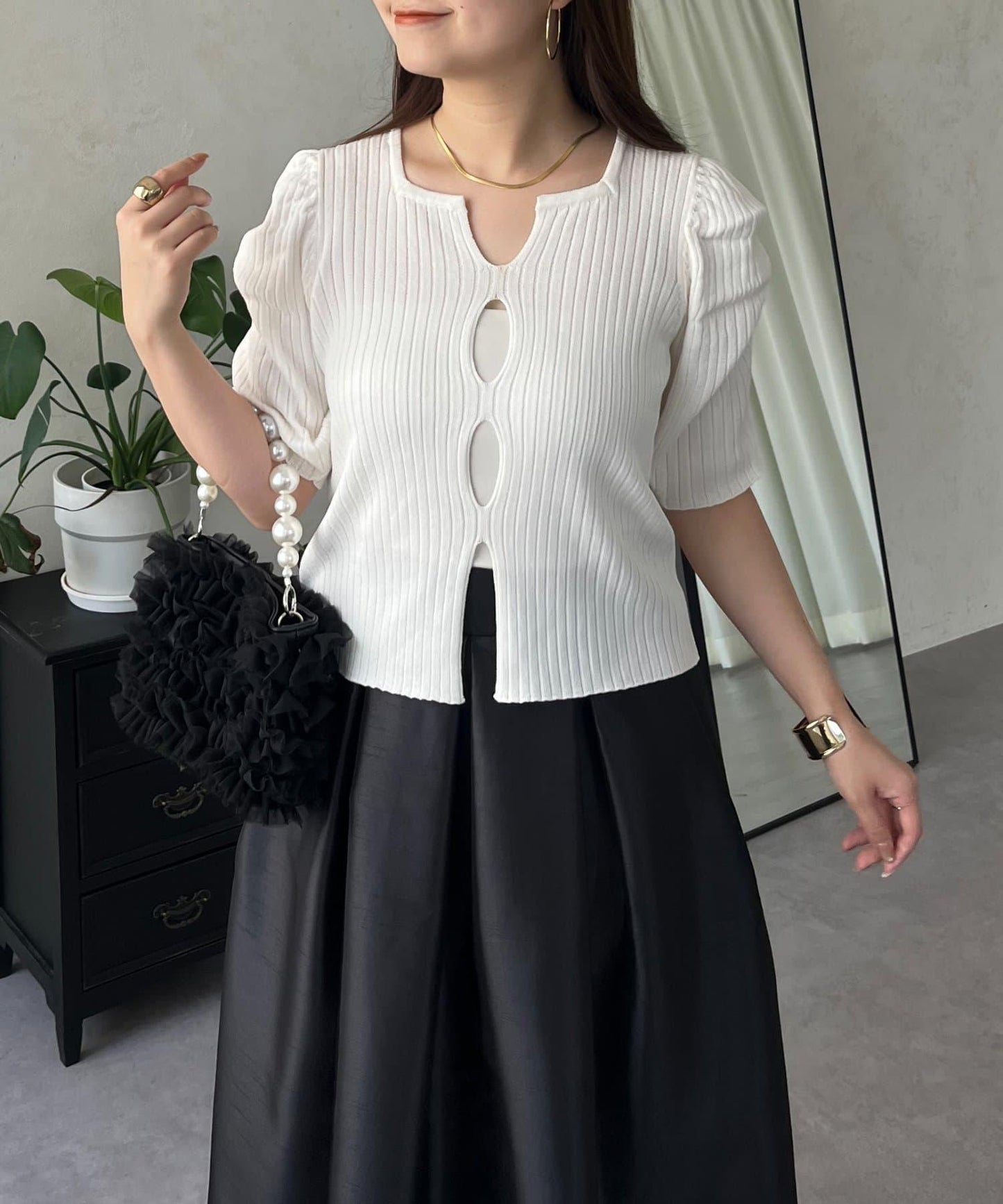 泡泡袖前開口條紋針織衫