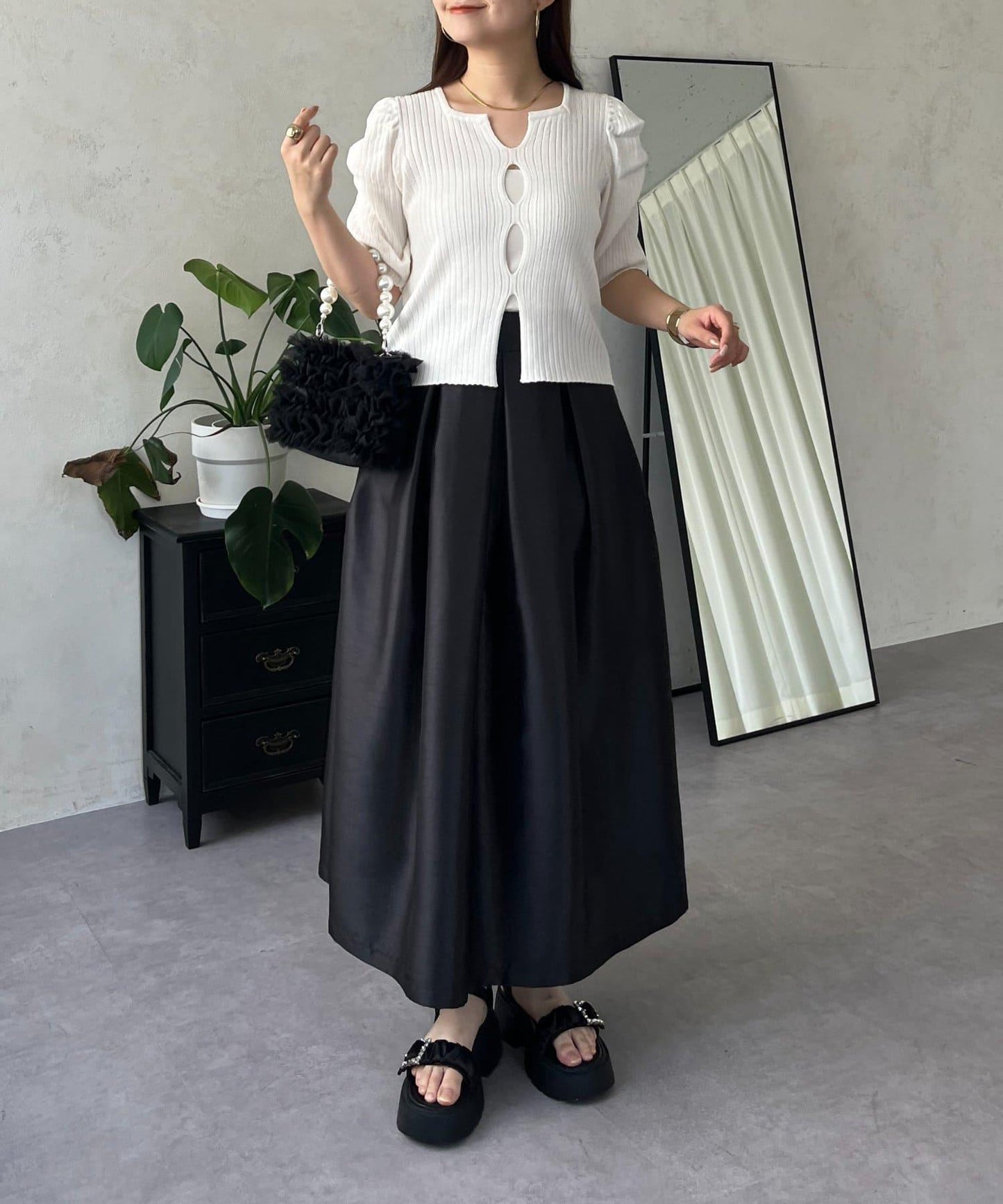 泡泡袖前開口條紋針織衫