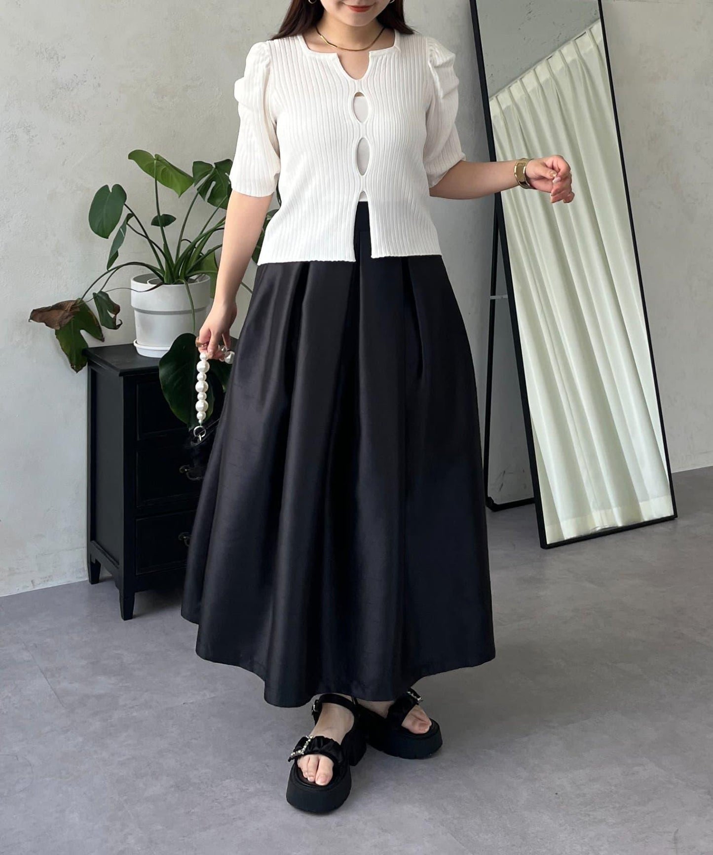 泡泡袖前開口條紋針織衫