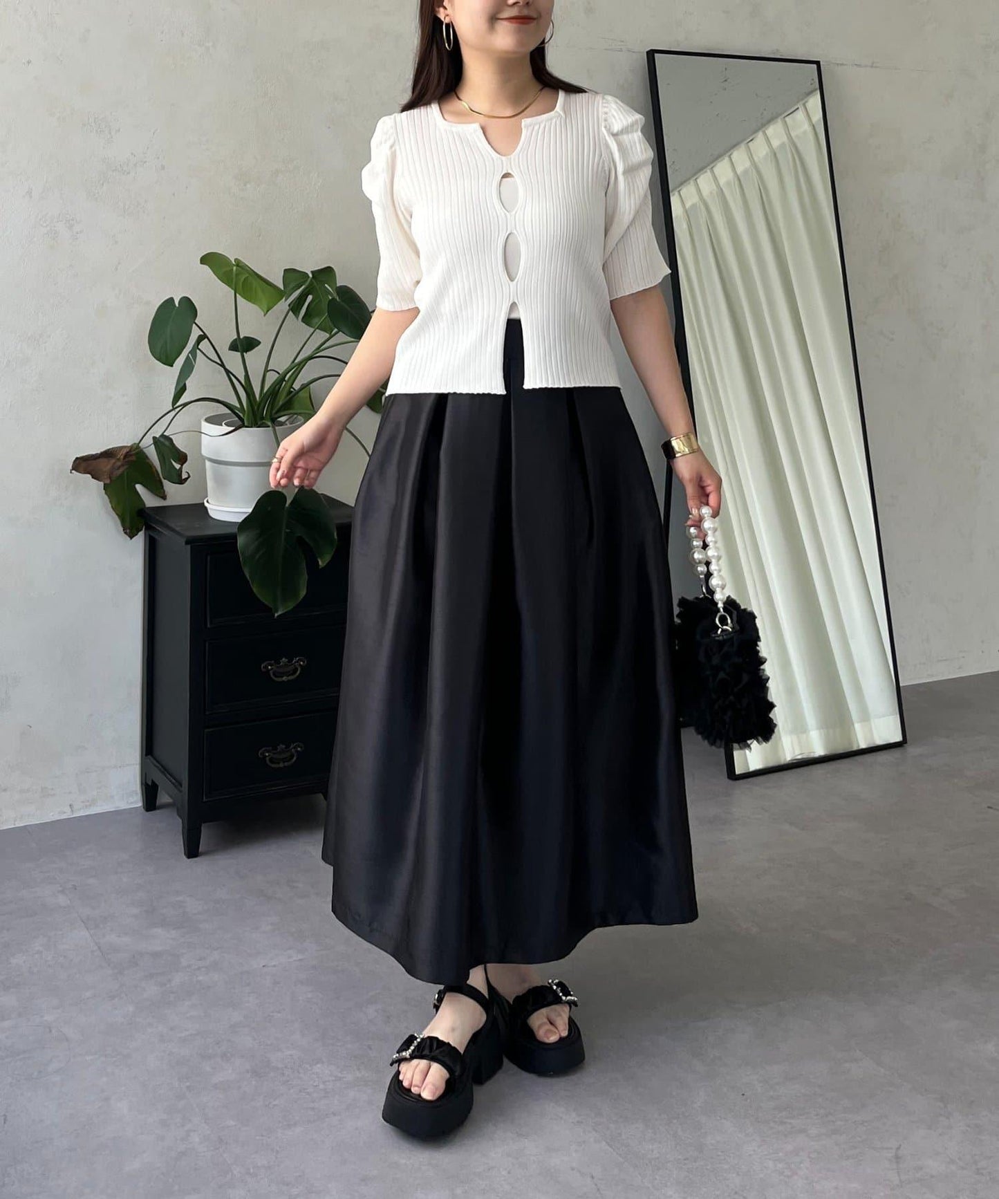 泡泡袖前開口條紋針織衫