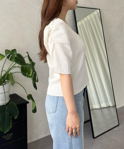 泡泡袖前開口條紋針織衫