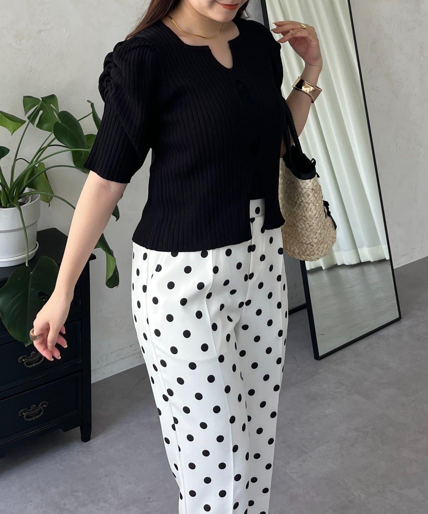 泡泡袖前開口條紋針織衫