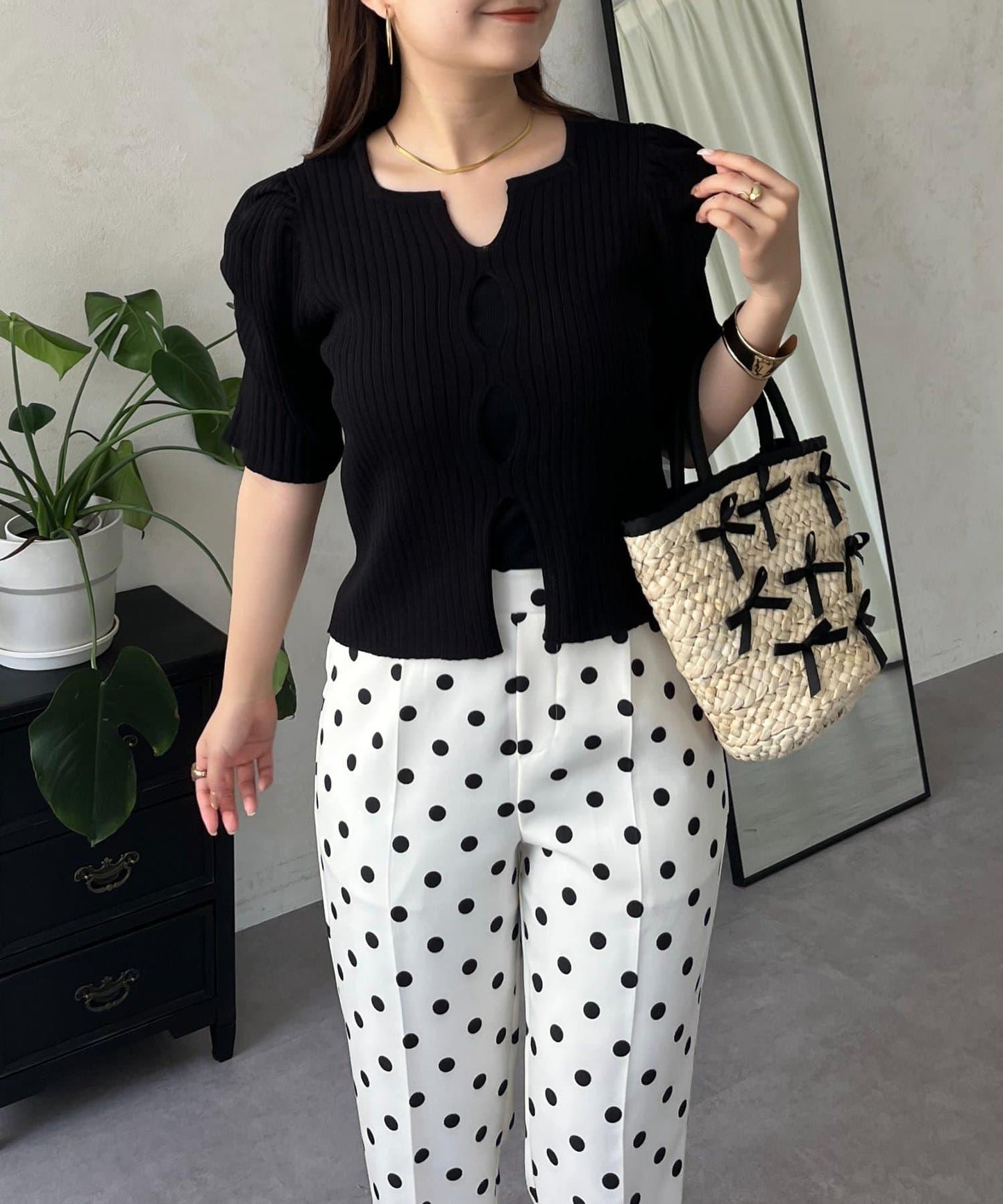 泡泡袖前開口條紋針織衫