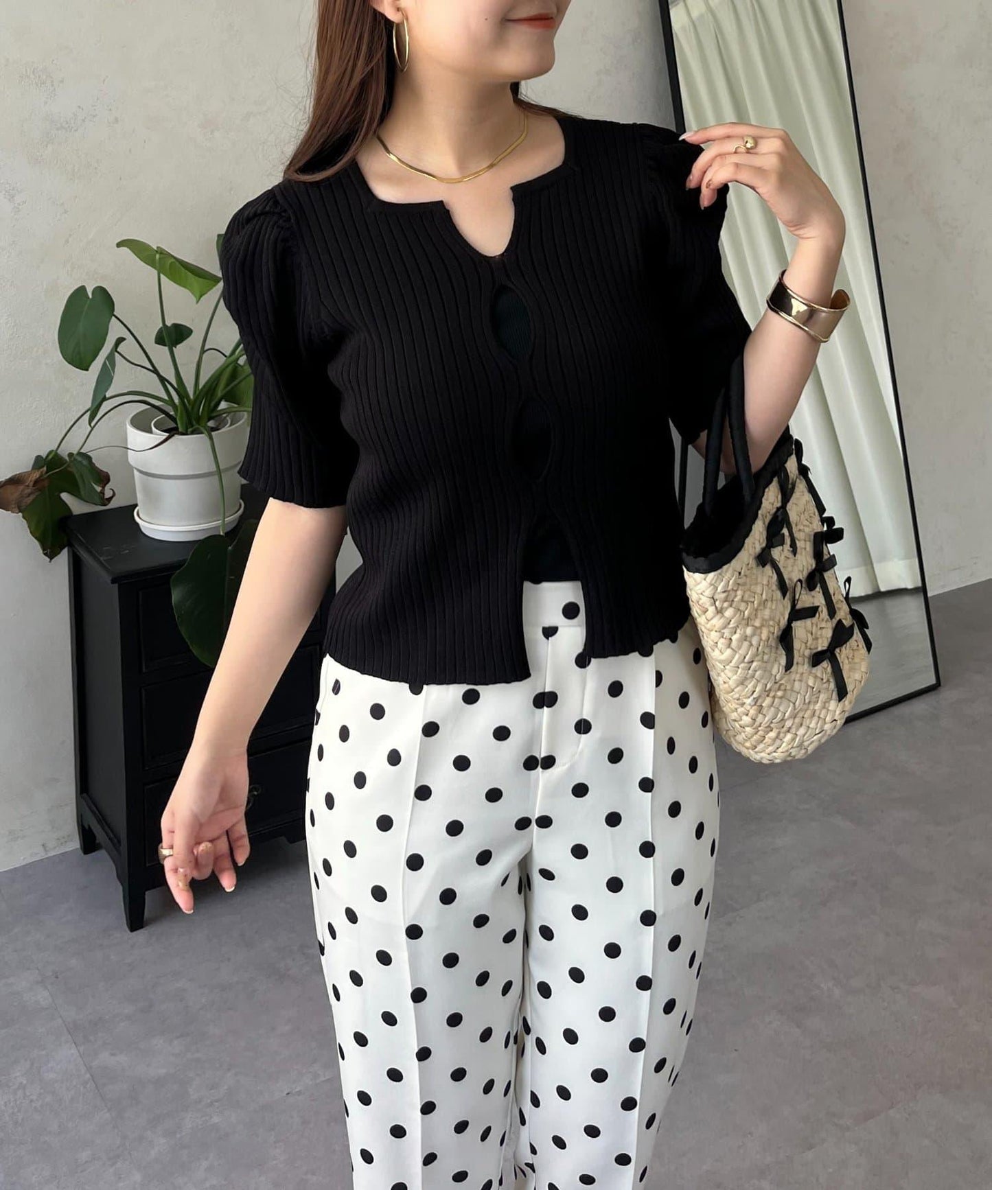 泡泡袖前開口條紋針織衫