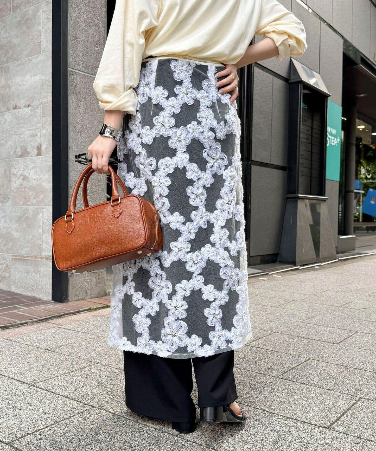 フラワーモチーフレイヤードスカート