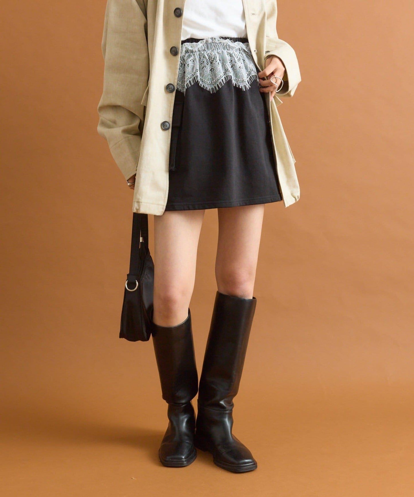 【mystic】腰部蕾絲裝飾衛衣面料迷你裙