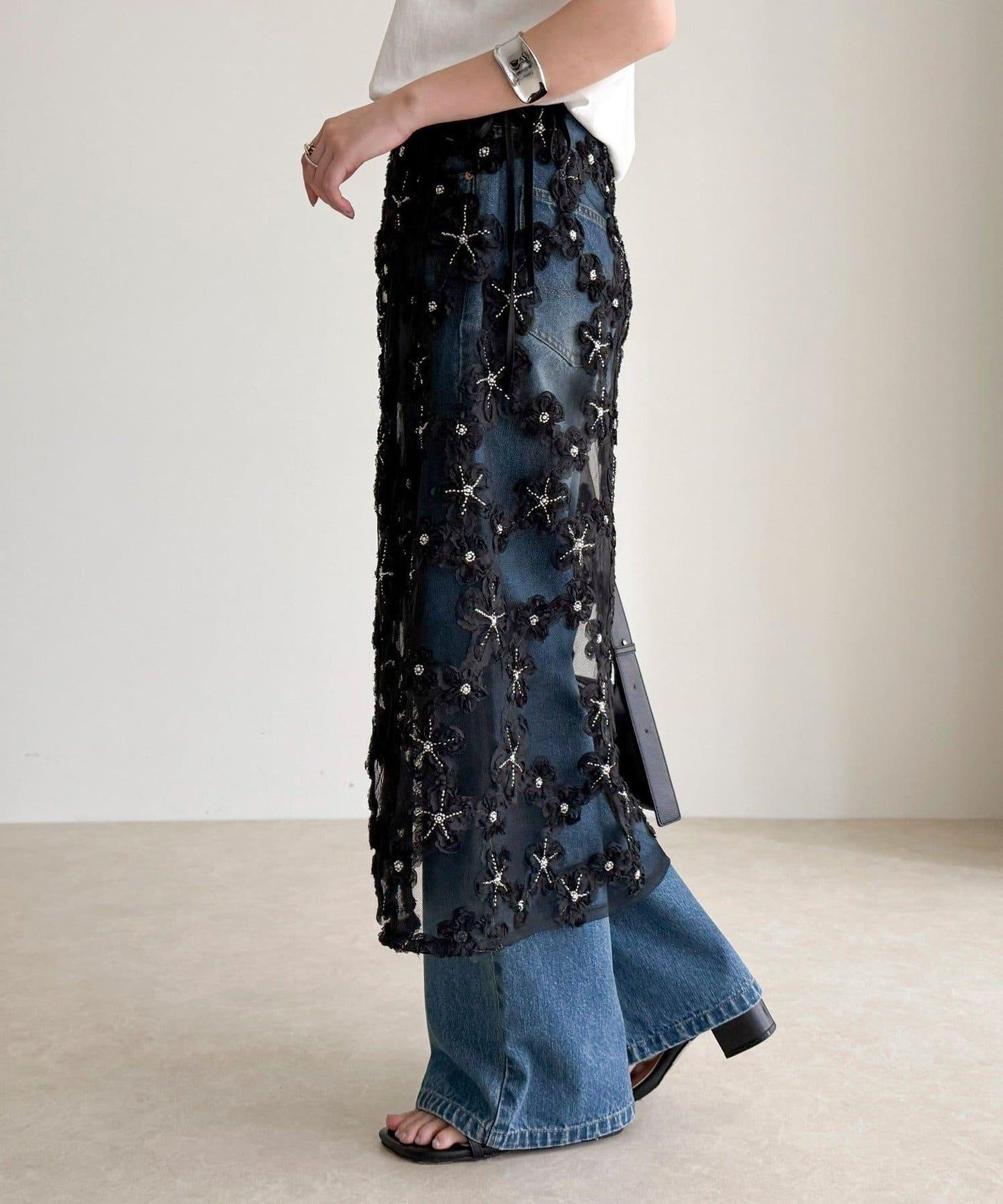 フラワーモチーフレイヤードスカート