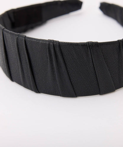 【PAPILLONNER/パピヨネ】レザーライクカチューシャ