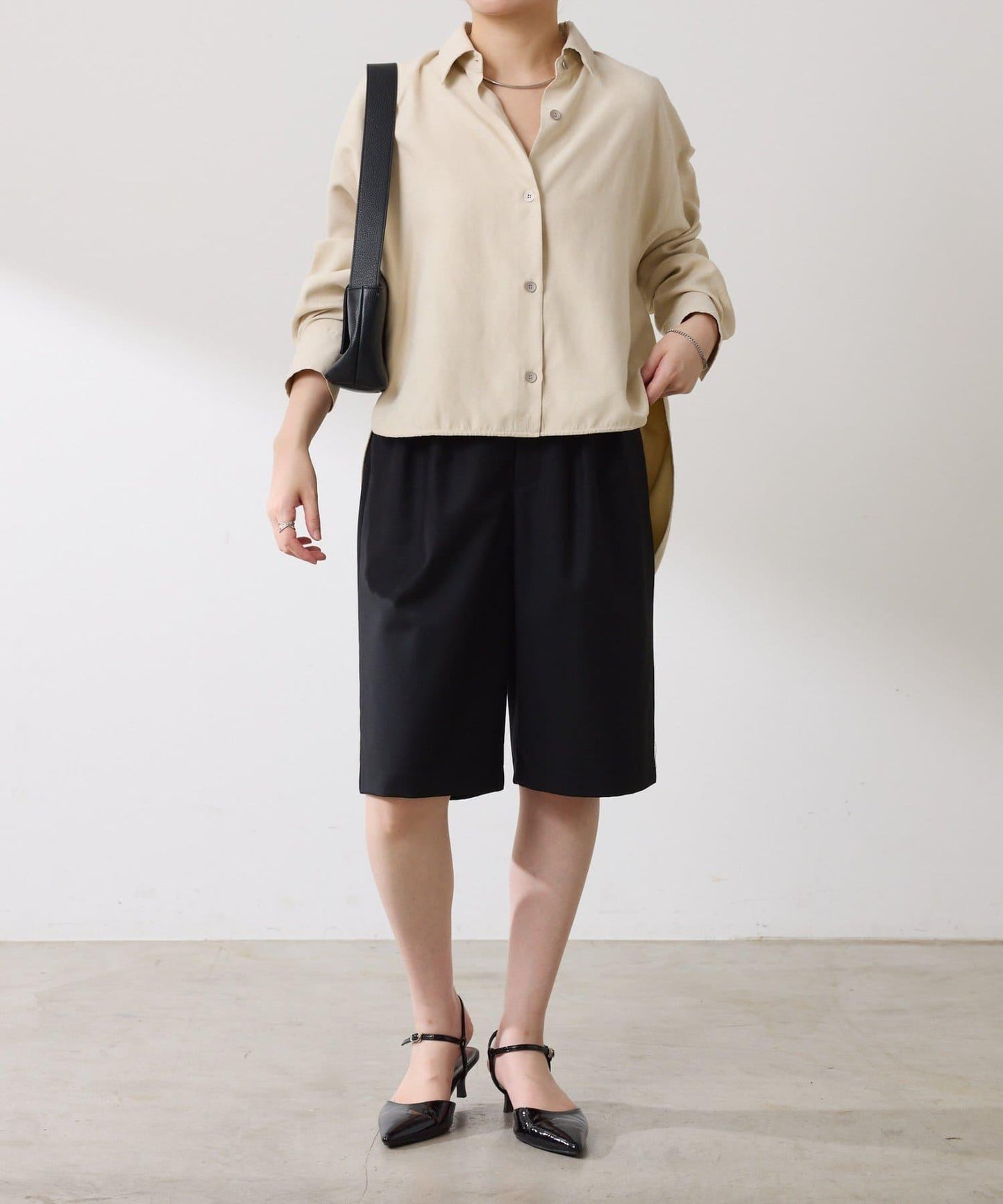 【デザインを変えられる】スエードタッチバックロングシャツ/カセット服