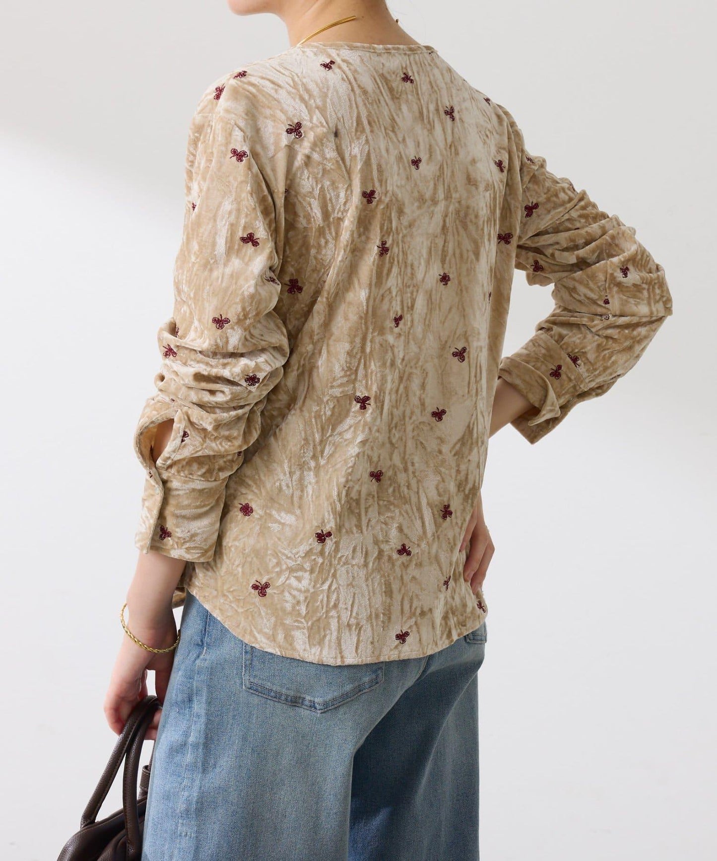 【カセット服】刺繍ベロアカットソー