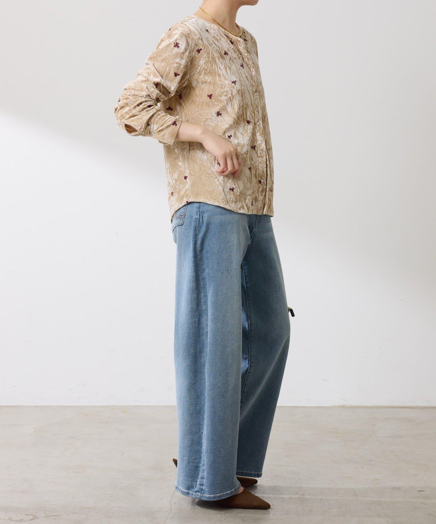 【カセット服】刺繍ベロアカットソー