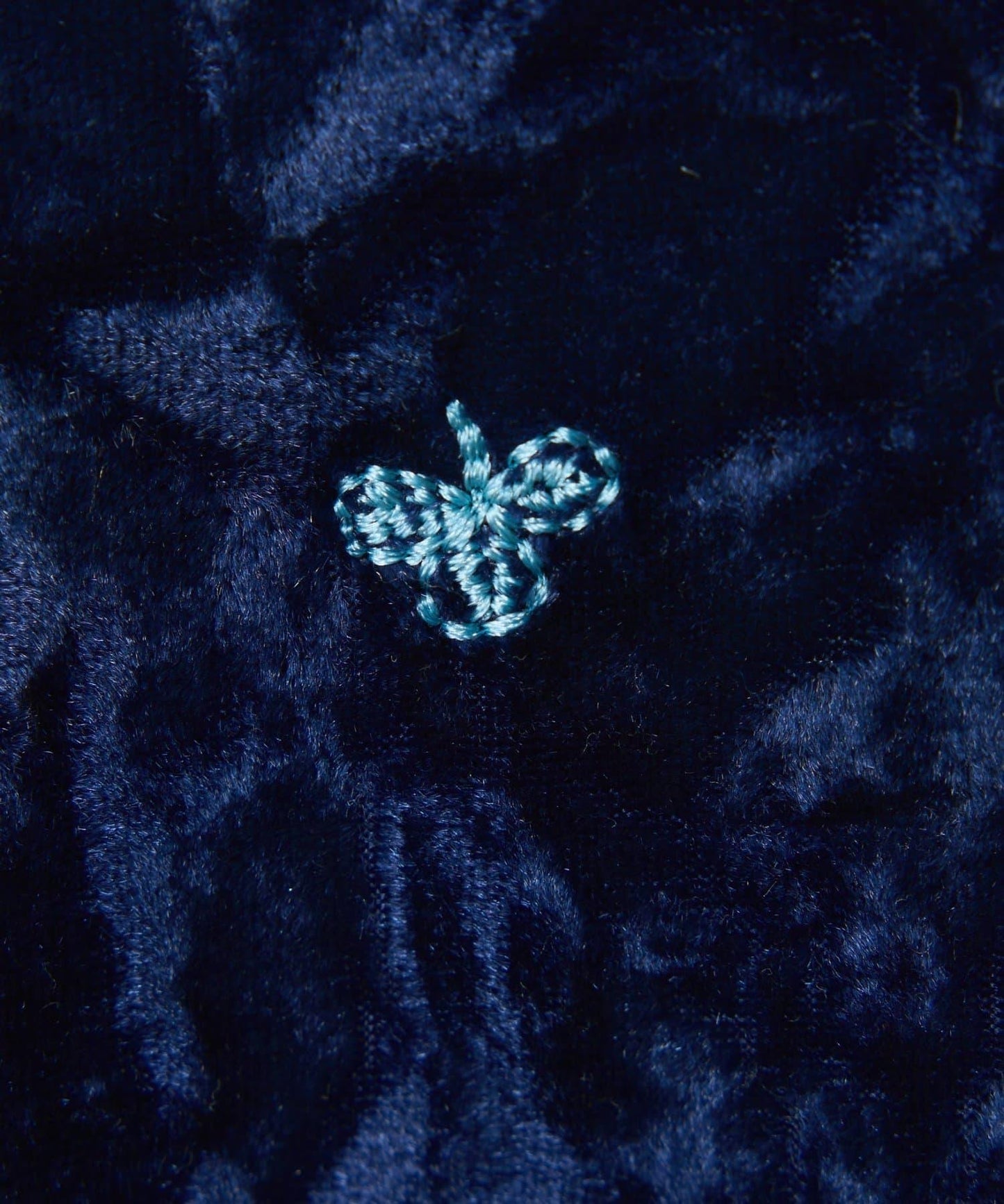 【カセット服】刺繍ベロアカットソー