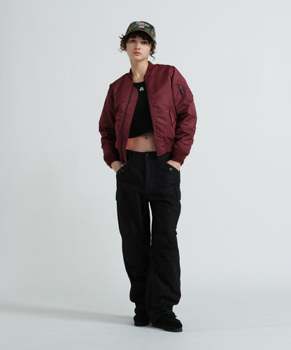 《女性》MA-1 商業標誌