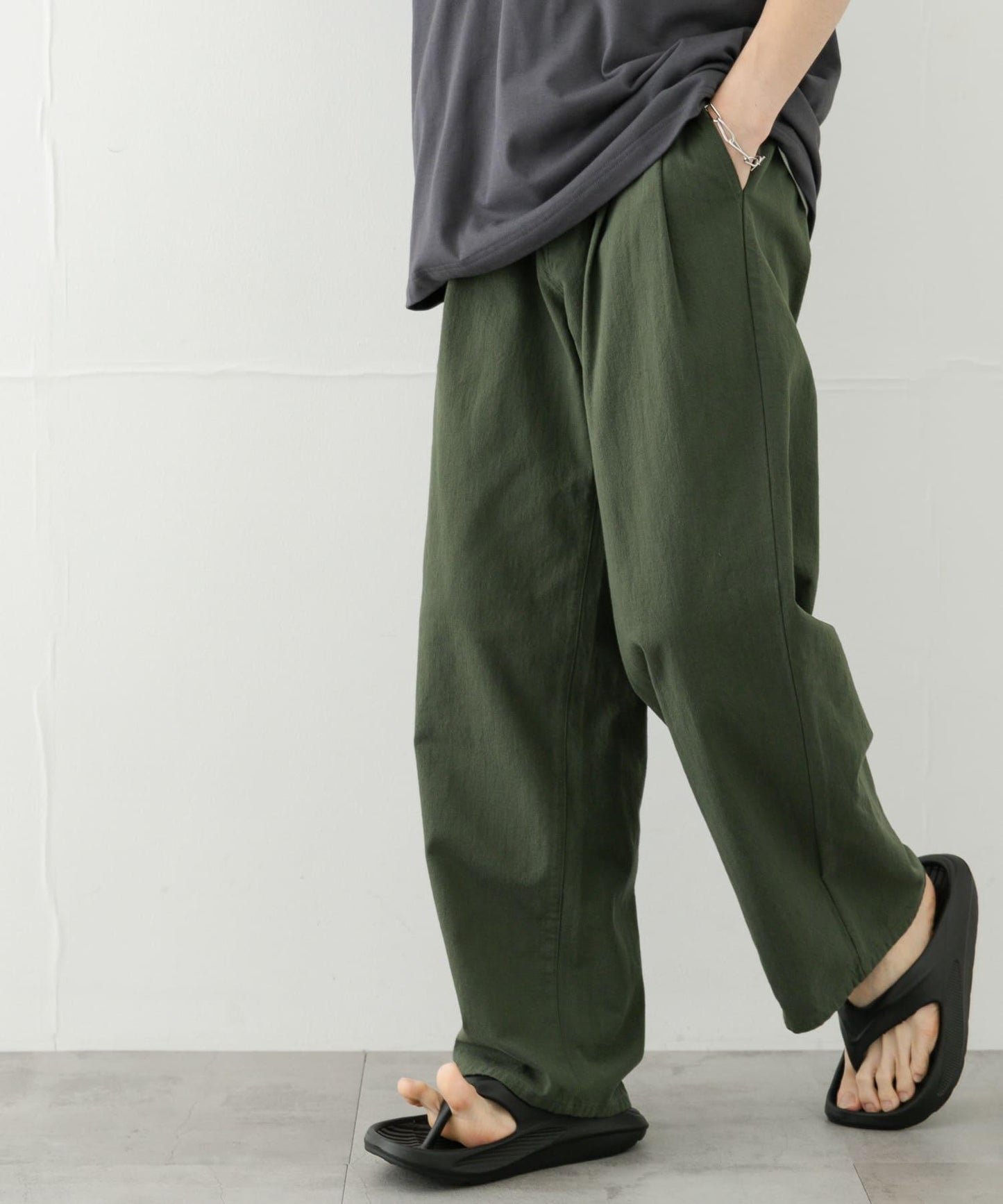 乾爽觸感寬鬆長褲