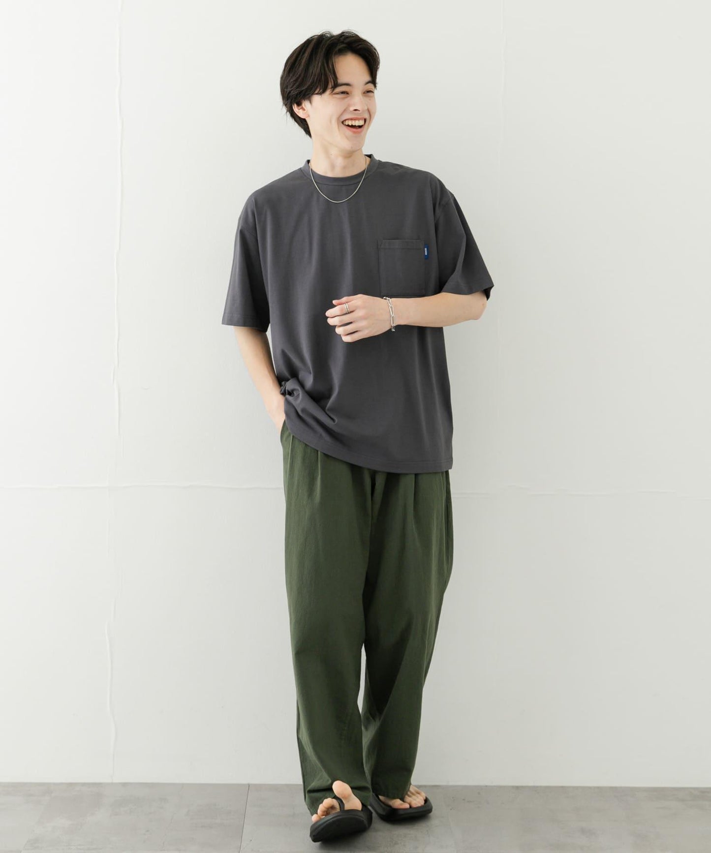 乾爽觸感寬鬆長褲