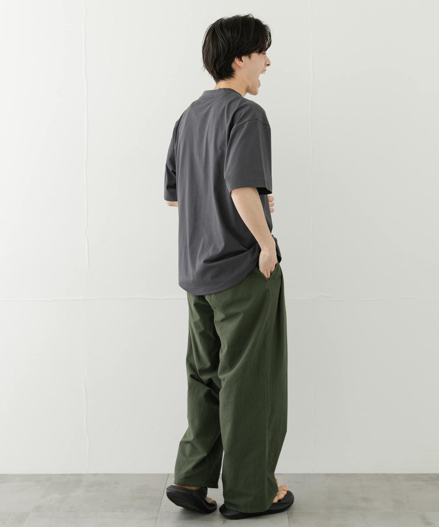 乾爽觸感寬鬆長褲