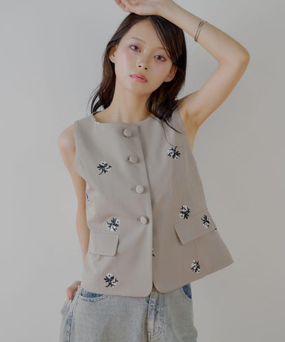 Chico 花卉刺繡無袖馬甲
