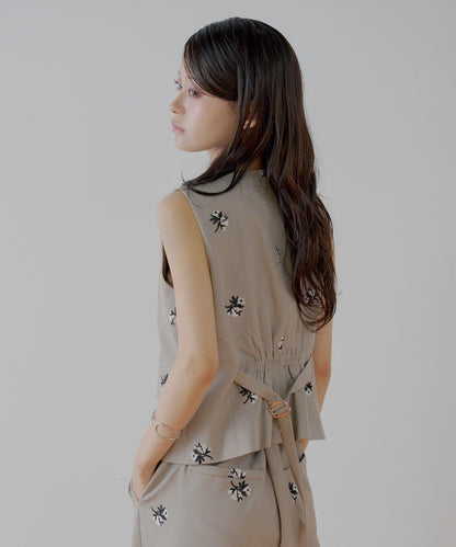 Chico 花卉刺繡無袖馬甲