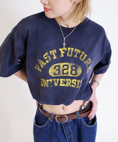 【來自復古風】錯誤大學T恤